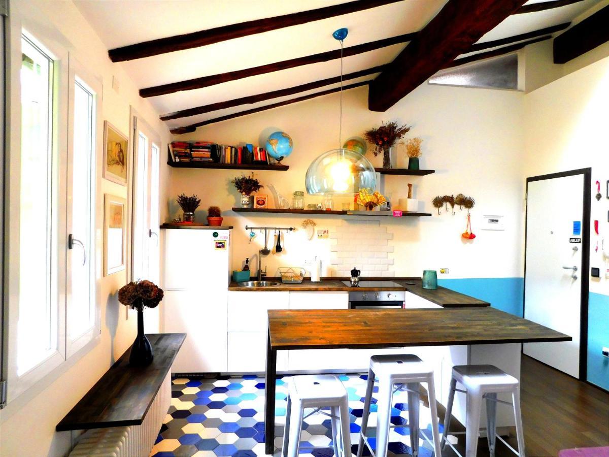 Bologna City Center Aldrovandi Flat Eksteriør billede