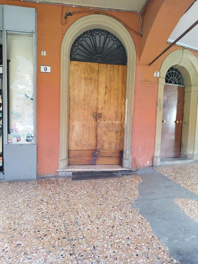 Bologna City Center Aldrovandi Flat Eksteriør billede